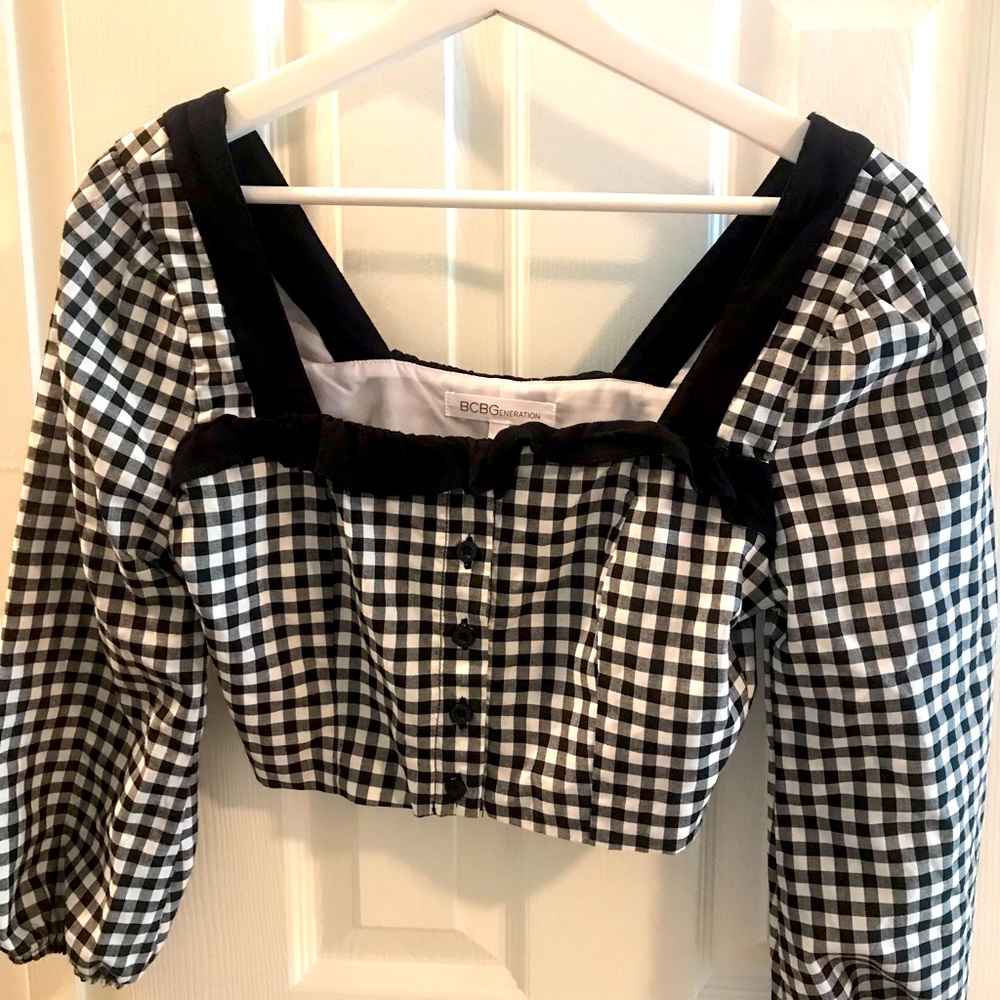 FREE SHIPPING 🚚 BCB Generation Cute Cropped Top